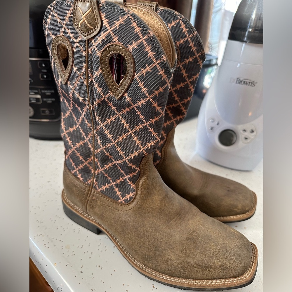 Youth twisted x boots